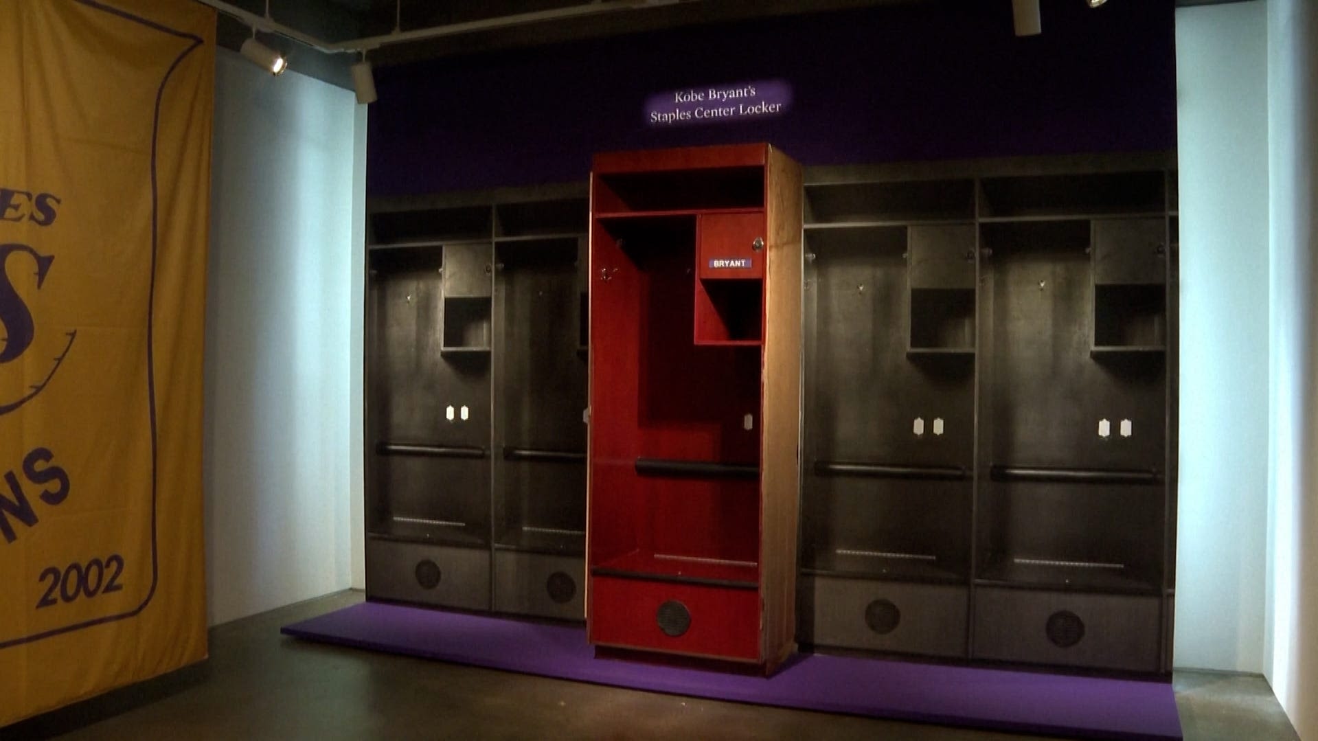 Items from sports GOATs up for auction, including Kobe Bryant's LA Lakers locker