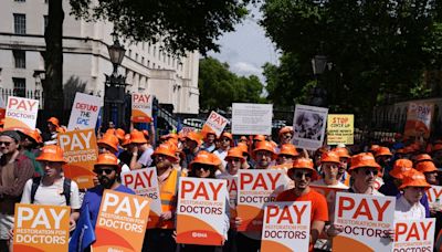 Wes Streeting ‘optimistic’ ahead of pay talks with junior doctors