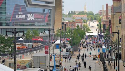 Five Ohio police shoot man dead outside RNC in Milwaukee, sources say