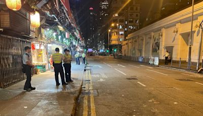 警方與食環署在油麻地聯合打擊阻街及交通違例事項 - RTHK