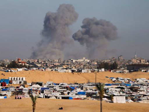 Israeli forces reach heart of Rafah as strikes continue, witnesses say