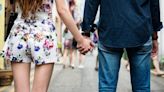 Chinese Dating App Does the Swiping for Singles to Find Love