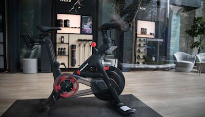 Here's how much money you'd have lost if you invested $1,000 in Peloton when it went public