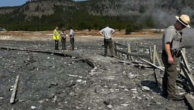 Explosion at Yellowstone National Park forces tourists to run for safety