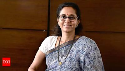 Supriya Sule assures not to destabilize government | Pune News - Times of India