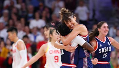 Serbia gana a China y asegura billete para cuartos a España