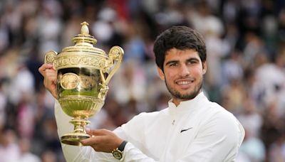 Alcaraz busca ser el campeón más joven en Roland Garros y Wimbledon el mismo año