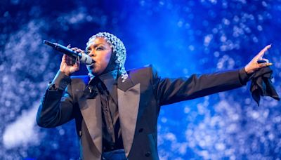 Lauryn Hill lands No. 1 spot on Apple Music’s polarizing best albums list