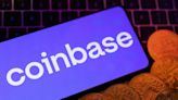 Coinbase nomeia três novos diretores para influenciar os regulamentos de criptomoedas dos Estados Unidos Por Investing.com