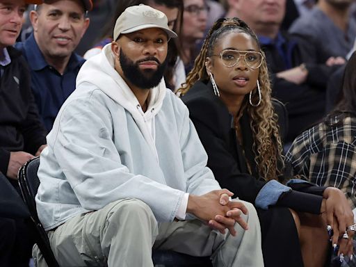 Common & Jennifer Hudson Sit Courtside in N.Y.C., Plus Reese Witherspoon, Selena Gomez and More