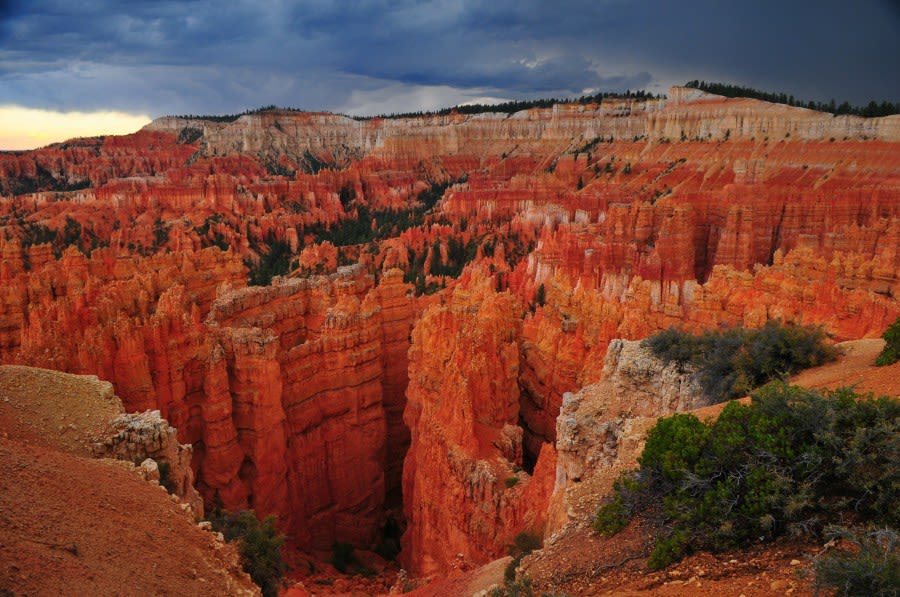 Concerns for flash flooding remain over southern Utah this weekend, temperatures remain very hot