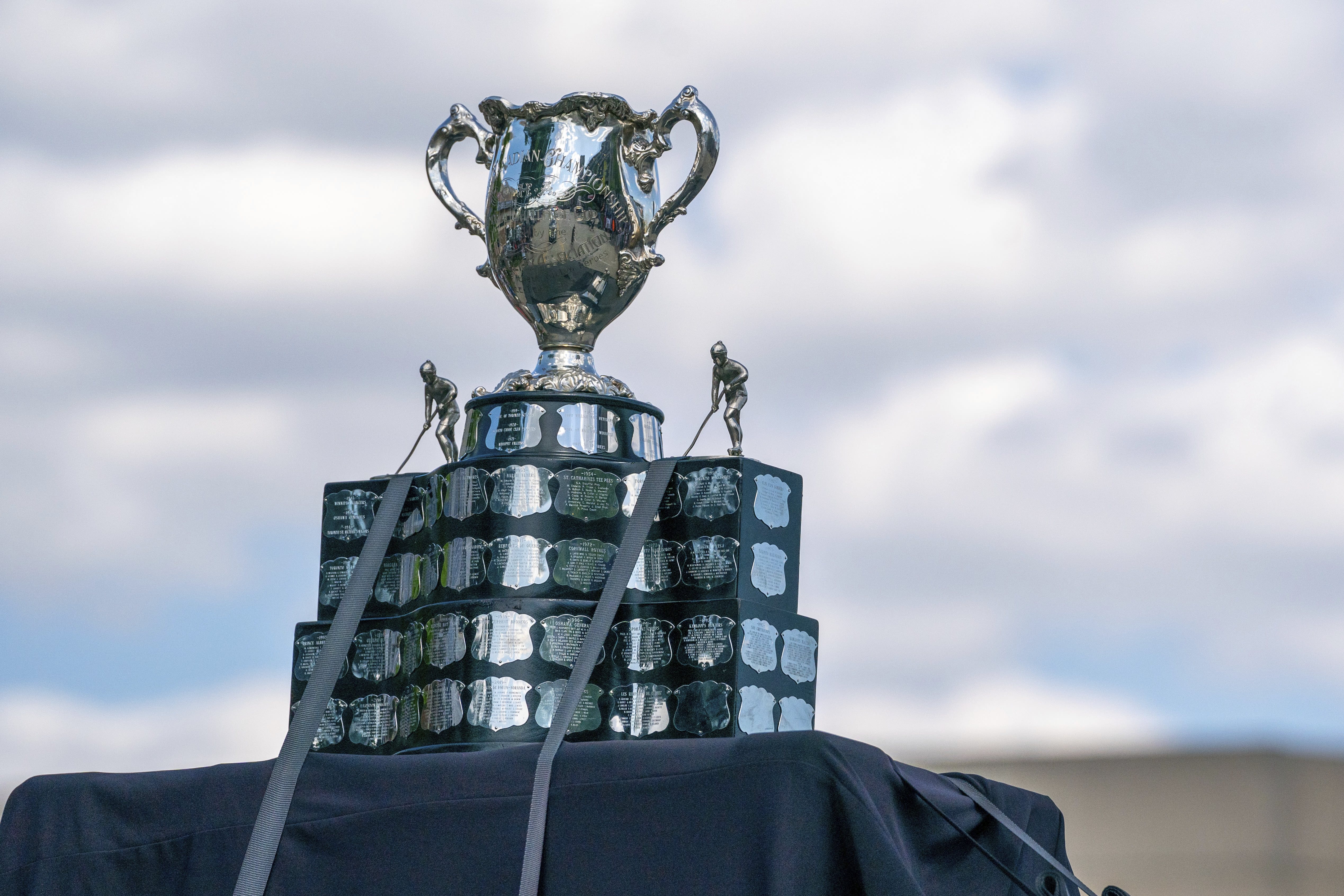 London Knights open Memorial Cup round-robin play with 4-0 win over Drummondville Voltigeur