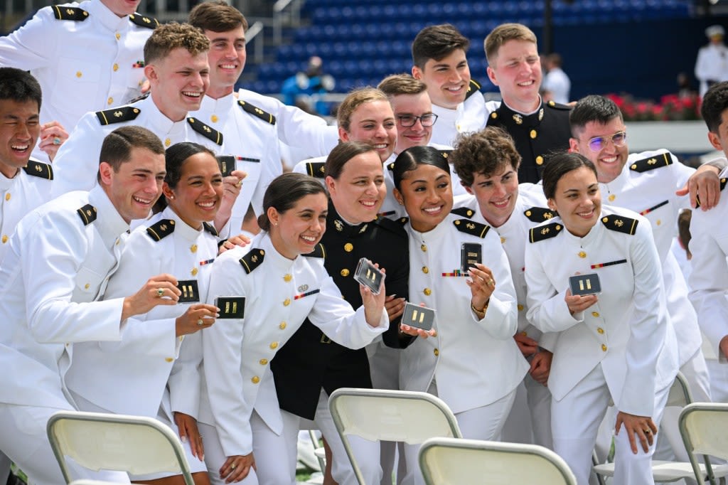 Watch live: Naval Academy graduation and commissioning ceremony