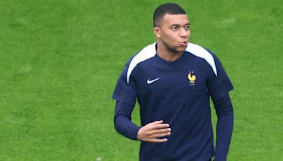 Mbappé amenaza la obsesión de su ídolo Cristiano Ronaldo