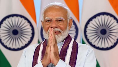 Modi speaks to new UK PM, invites him to India