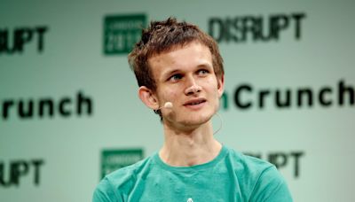 Vitalik Buterin Admits to Holding Dogecoin (DOGE) During EDCON2024 Speech in Tokyo - EconoTimes