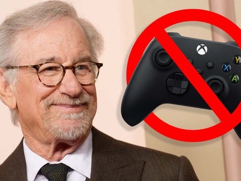 Steven Spielberg 'Loves Call Of Duty' But Only Plays With Keyboard And Mouse