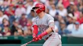 Joey Votto hits a two-run home run to snap an 0-for-21 drought as the Reds beat the Nationals