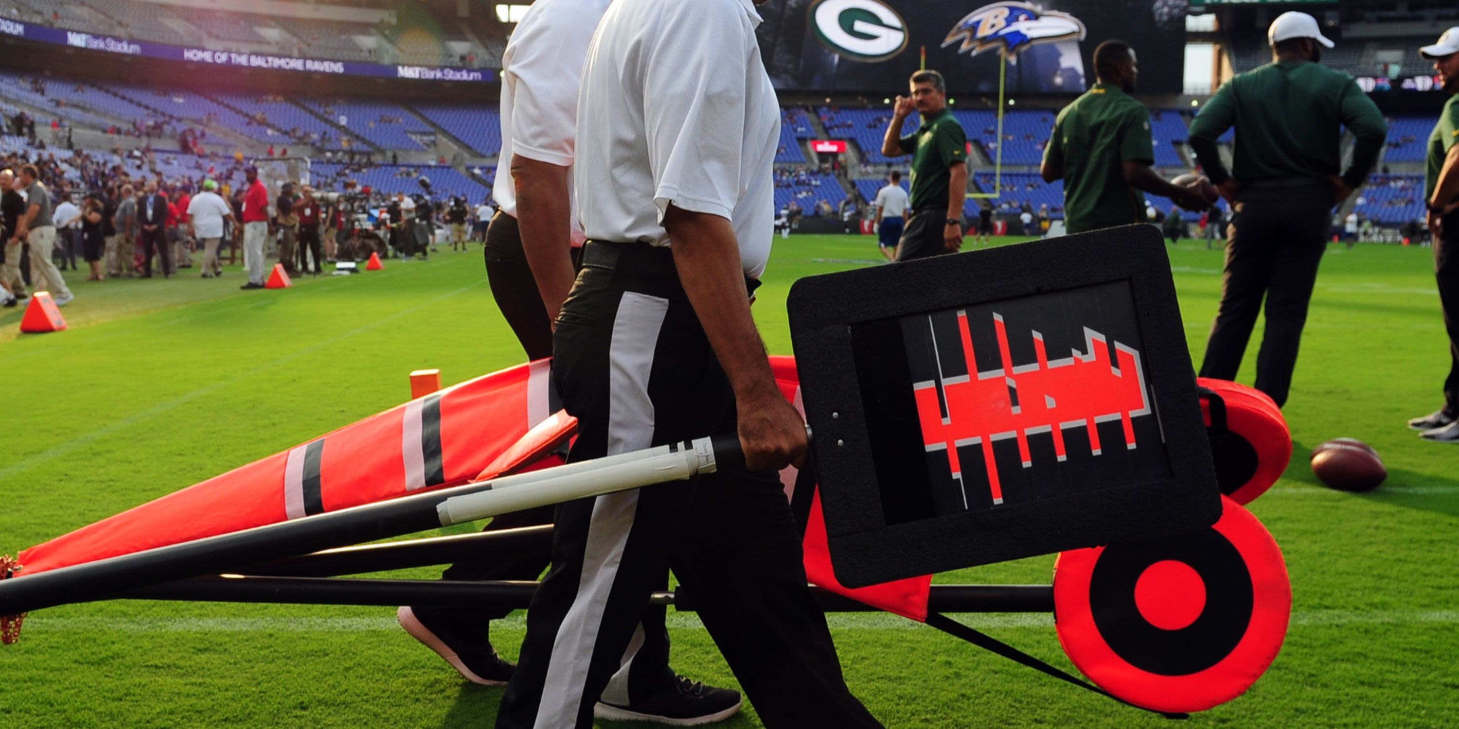 Report: NFL To Experiment With Electronic Measurements During Preseason