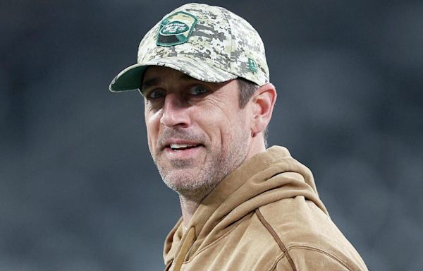 Former Packers' WR takes shot at Jets' Aaron Rodgers in tweet that has now been deleted