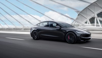Tesla Model 3 Performance 全球發表，台灣官網開放選購，建議售價 2,337,900 元起！