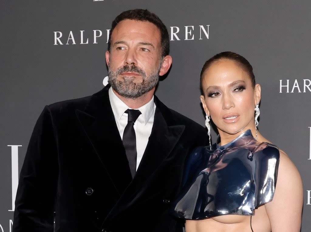 Ben Affleck ‘trying to stay focused’ amid rumored J.Lo divorce, estranged couple not speaking