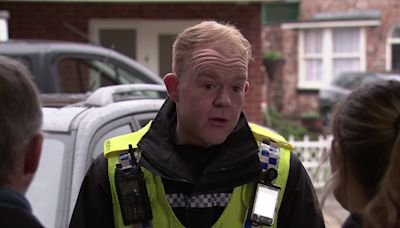 Outraged Corrie fans ‘shouting at TV’ after ‘insulting’ Craig Tinker blunder