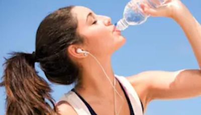 Expert Explains Why Water Fasting May Not Be Good For Rapid Weight Loss - News18