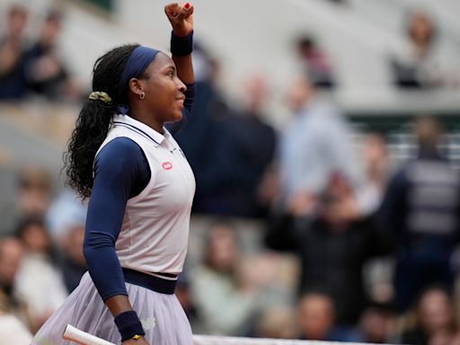 Coco Gauff eases past Dayana Yastremska to reach French Open fourth round