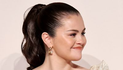 Selena Gomez Hides Her Ring Finger in Date Night Outfit Photo