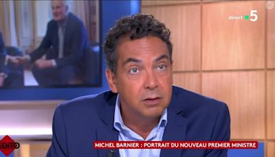 "Il me perturbe..." : Patrick Cohen fait perdre ses moyens à une invitée de C à vous (VIDEO)