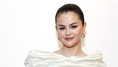 Todos los detalles del 'look' con el que Selena Gomez ha deslumbrado