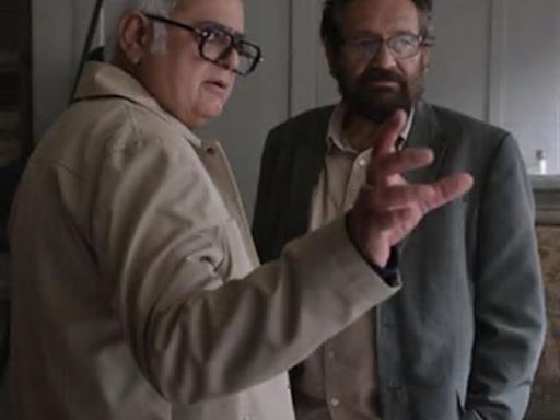 Hansal Mehta catches up with Shekhar Kapur during ‘Gandhi’ shoot in UK