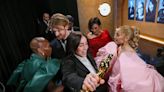 Fotos: Una mirada exclusiva a los mejores momentos detrás del escenario de los Oscar