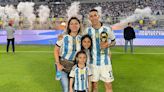 El obsequio inolvidable que recibirá Di María antes de la final de la Copa América y las cuatro estrellas que ingresarán con el trofeo al campo de juego