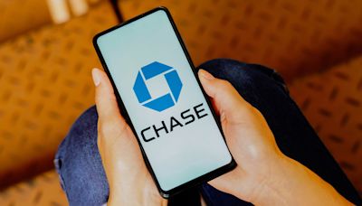 Chase Bank users report login issues as bank app and website suffer outage