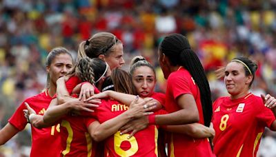 España le remonta a Japón en el futbol femenil de París