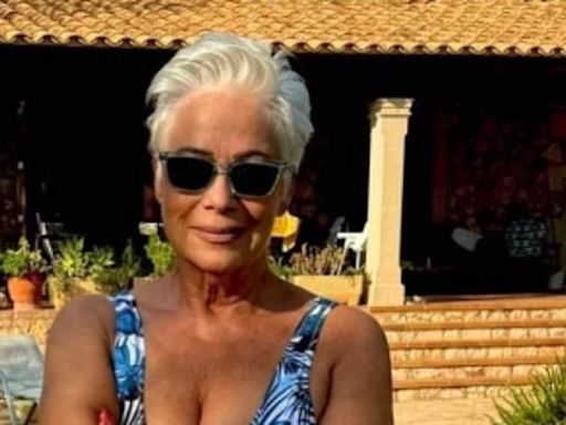 Denise Welch shows off incredible weight loss in a plunging swimsuit