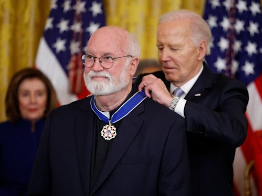 Admired by all, Homeboy leader Father Boyle gets Presidential Medal of Freedom