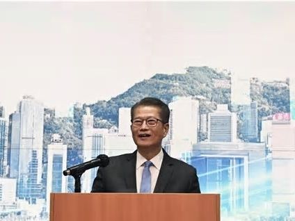 陳茂波預告本港首季經濟增長介乎2.5%至3.5%