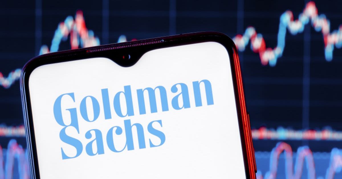 Goldman Sachs UK staff gear up for bumper bonus season as cap is lifted