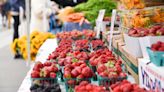 6 Secrets to Navigating the Farmers Market Successfully, According to Farmers