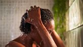 Pourquoi pleure-t-on sous la douche ? Des experts ont la réponse