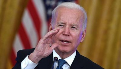 Biden reapareció, en mejor estado, y advierte que Trump es "un peligro real" para EE. UU.