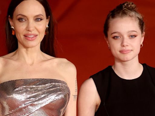 Shiloh, filha de Angelina Jolie e Brad Pitt, remove sobrenome do pai