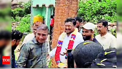 Abortion racket accused gets ‘grand’ welcome | Hubballi News - Times of India
