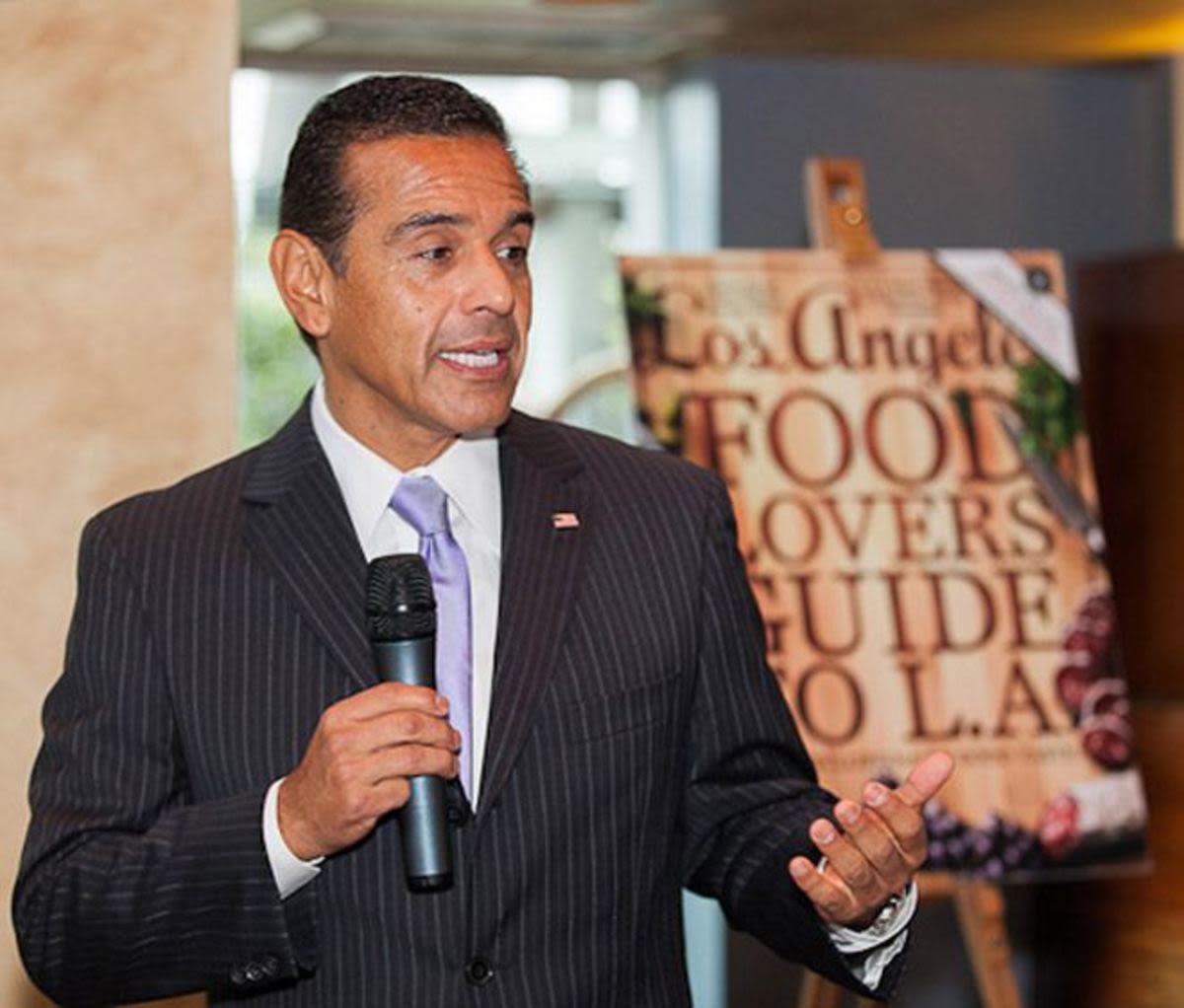 Former L.A. Mayor Antonio Villaraigosa Announces Run for Governor