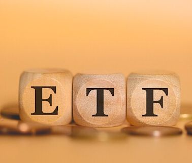 00878最新配息》ETF人氣王00878配息幾次？國泰永續高股息殖利率、報酬率、轉骨重生之路一次看-Smart智富ETF研究室