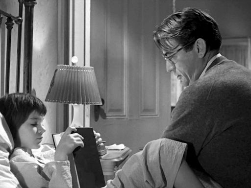 Why To Kill A Mockingbird Went A Black And White Route To Adapt The Classic Book - SlashFilm