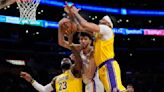 D'Angelo Russell scores 26 points, leads surging Lakers past West-leading Thunder 116-104